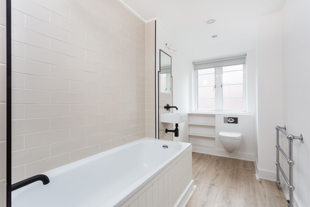 Property photo 3 of 5 3