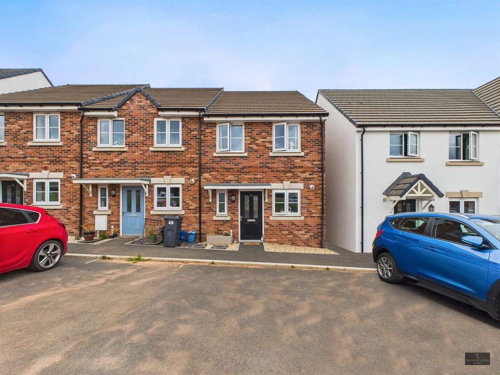 Property photo 1 of 14 Cam02887G0-Pr0494-Still019Dp.Jpg