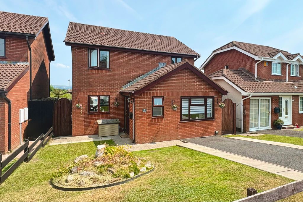 Property photo 1 of 33