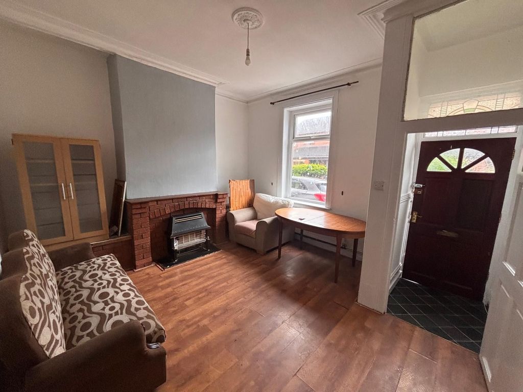 Property photo 2 of 9