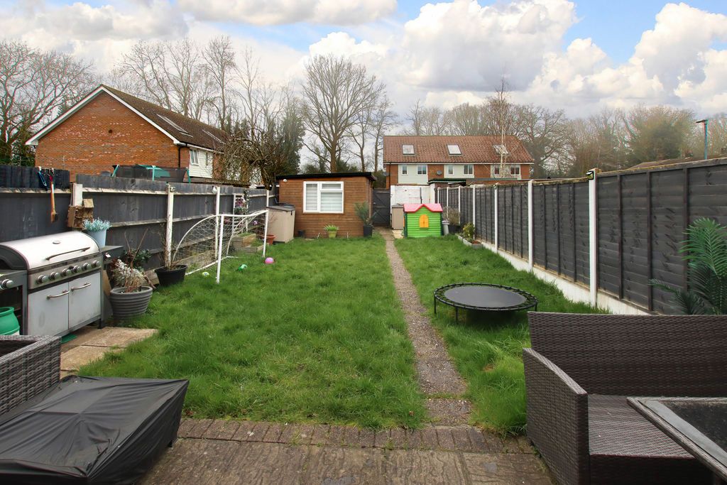 Property photo 3 of 16 Photo 13