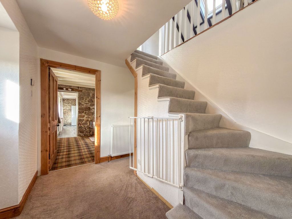 Property photo 3 of 24