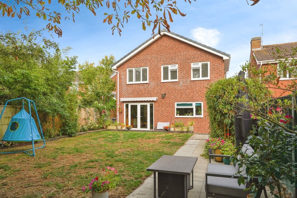 Property photo 1 of 17 Rear