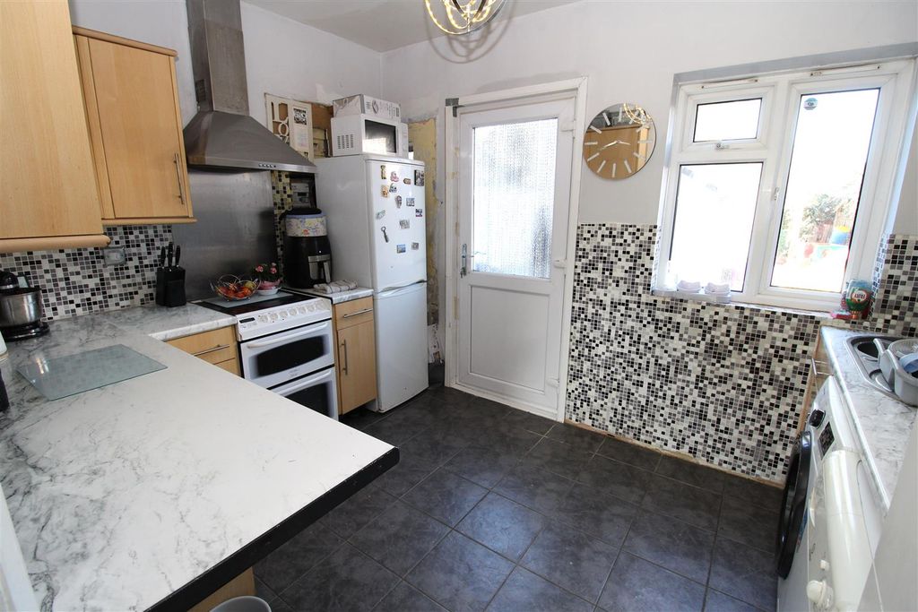 Property photo 2 of 13 Img_2776.Jpg