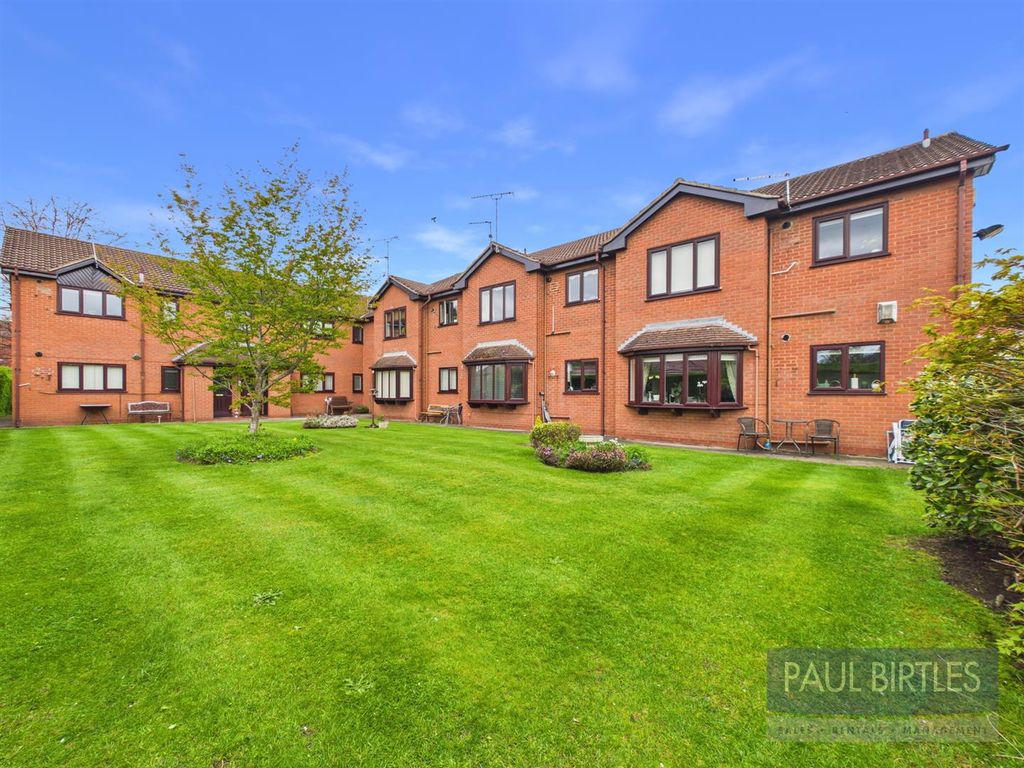 Property photo 2 of 18 Cam01301G0-Pr0749-Still024.Jpg