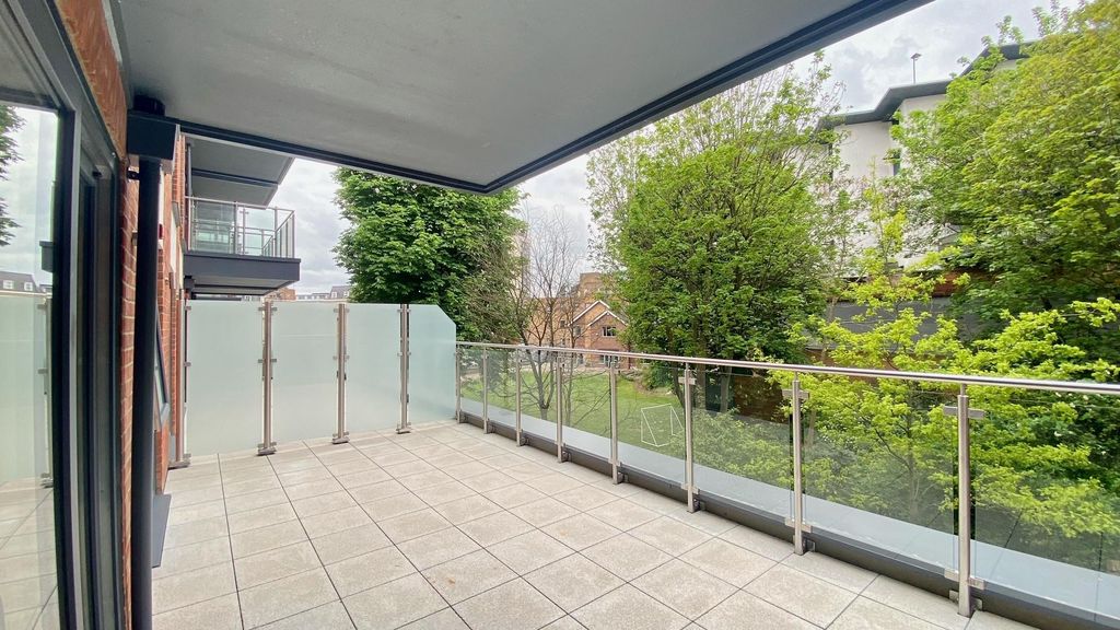 Property photo 2 of 13 Terrace