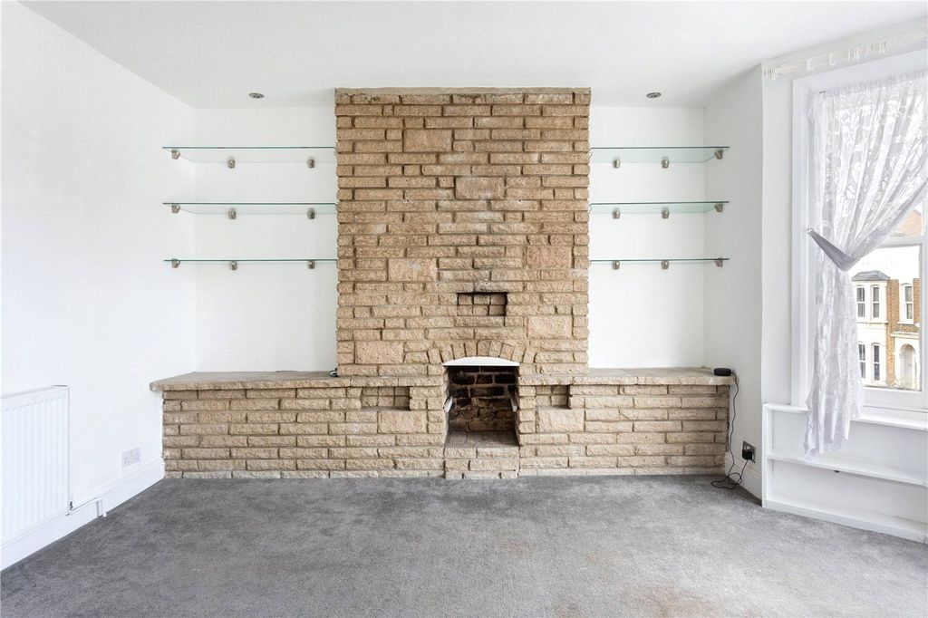 Property photo 2 of 13 Picture No. 02