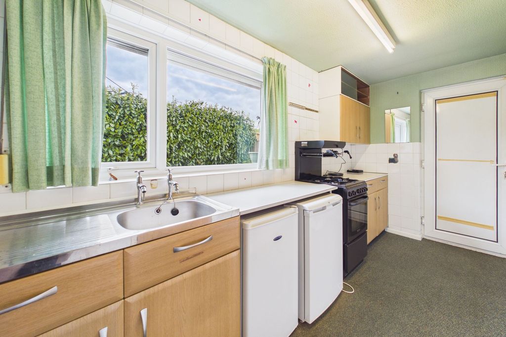 Property photo 2 of 15