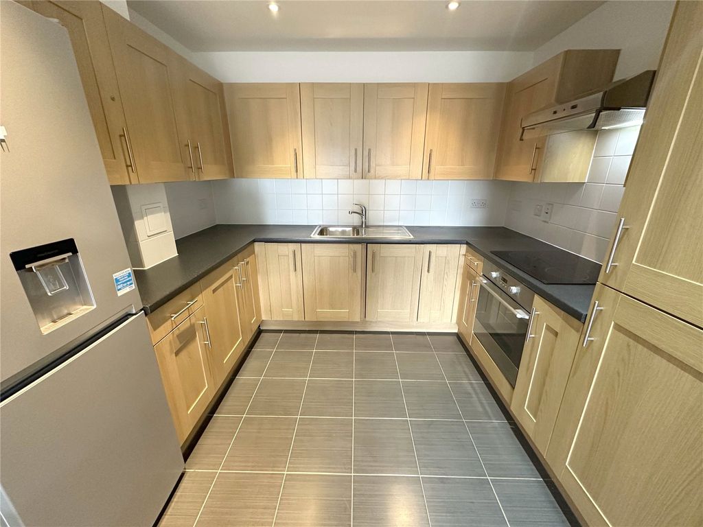 Property photo 2 of 9 Picture No. 19