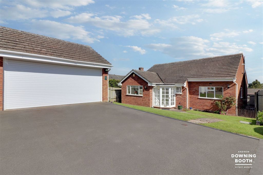 Property photo 1 of 23