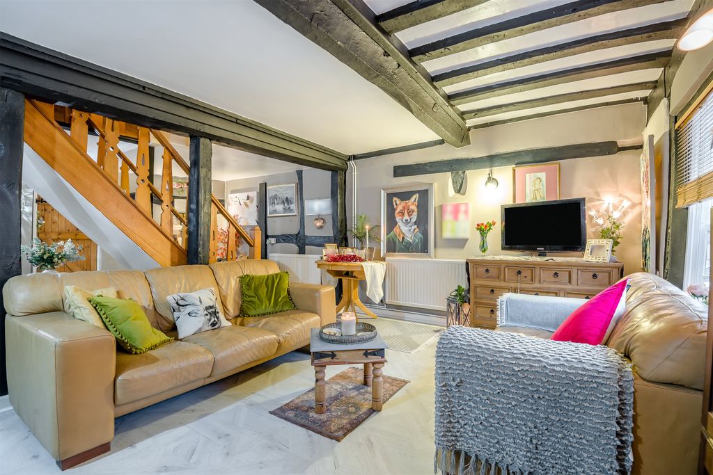 Property photo 3 of 17