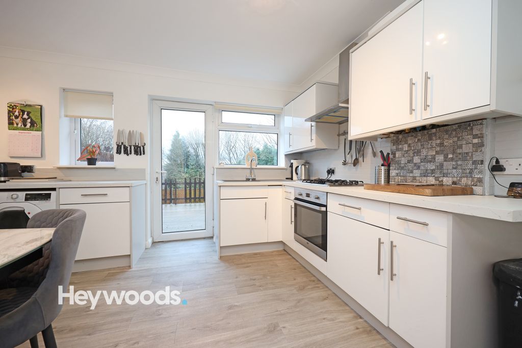 Property photo 3 of 24 0F1A9478