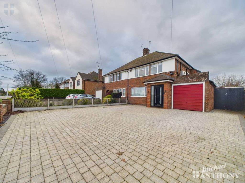 Property photo 1 of 18 Cam03218G0-Pr0852-Still035-Thumbnail-H750-70