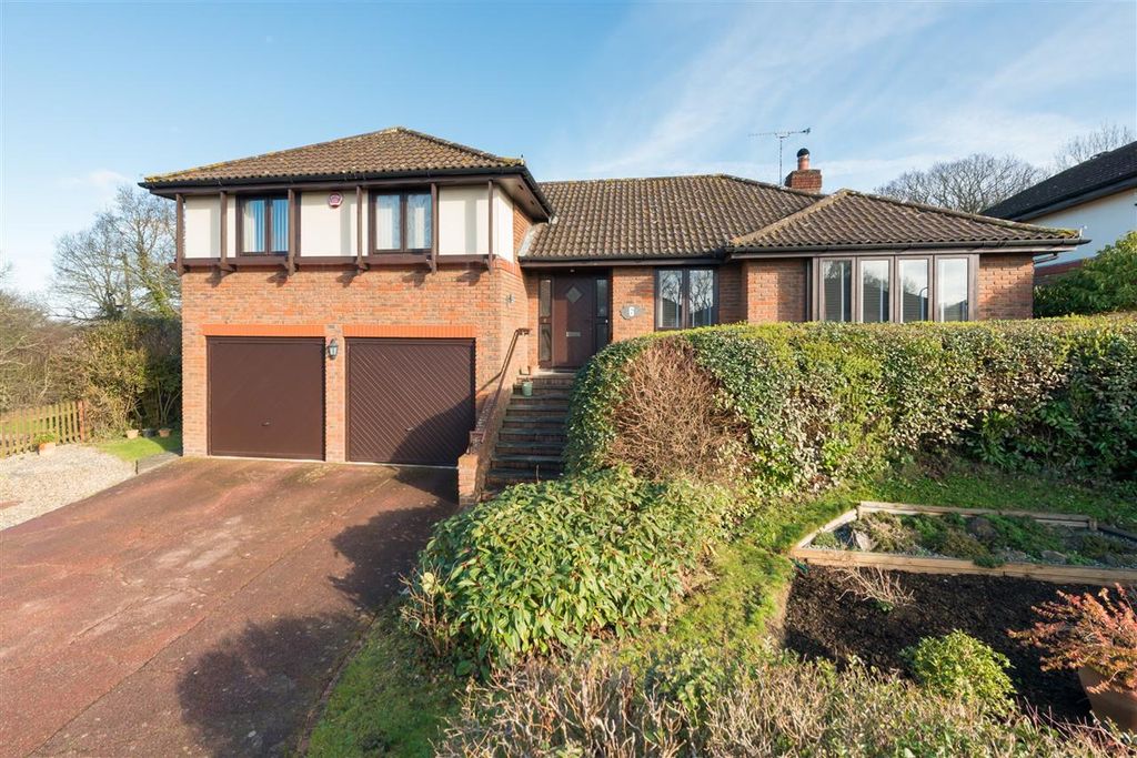 Property photo 1 of 29 Main Picture