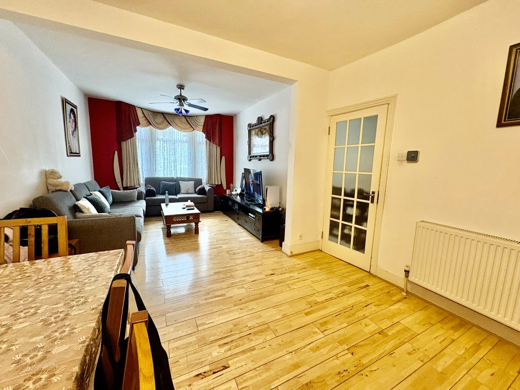Property photo 2 of 19