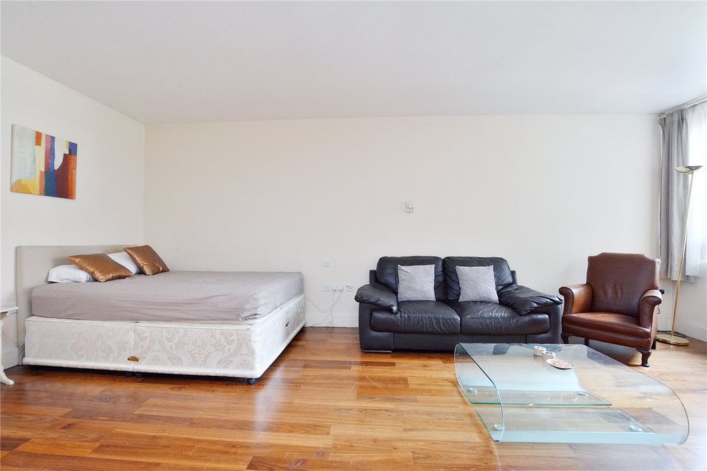 Property photo 3 of 11 Picture No. 08