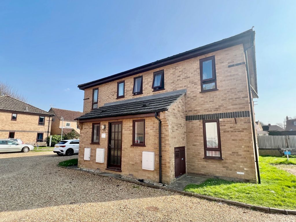 Property photo 1 of 7