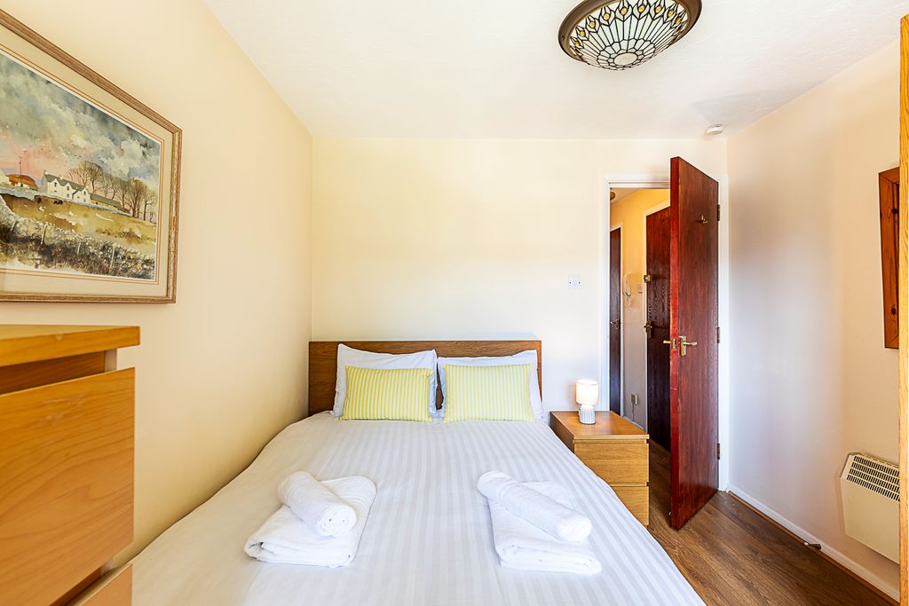 Property photo 3 of 29