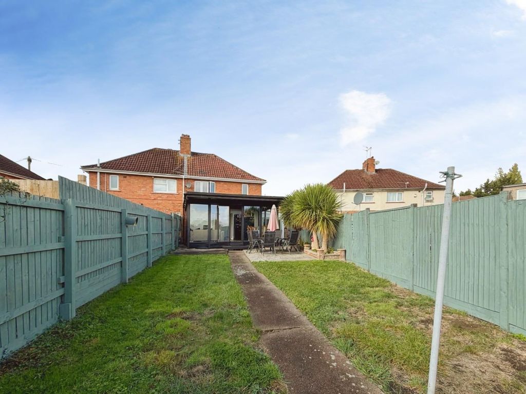 Property photo 2 of 25 Rear Garden
