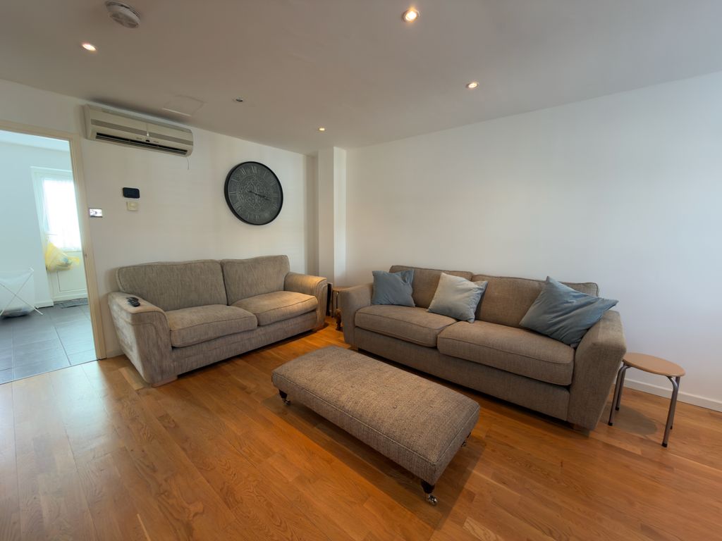 Property photo 2 of 12 Img_0660