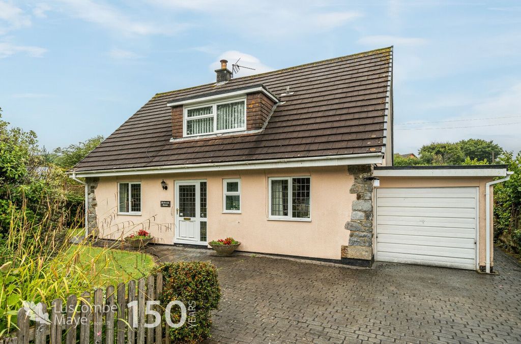 Property photo 1 of 13