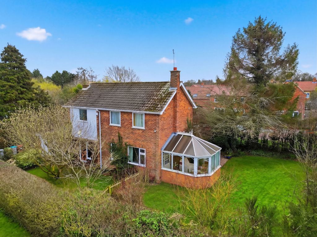 Property photo 2 of 23