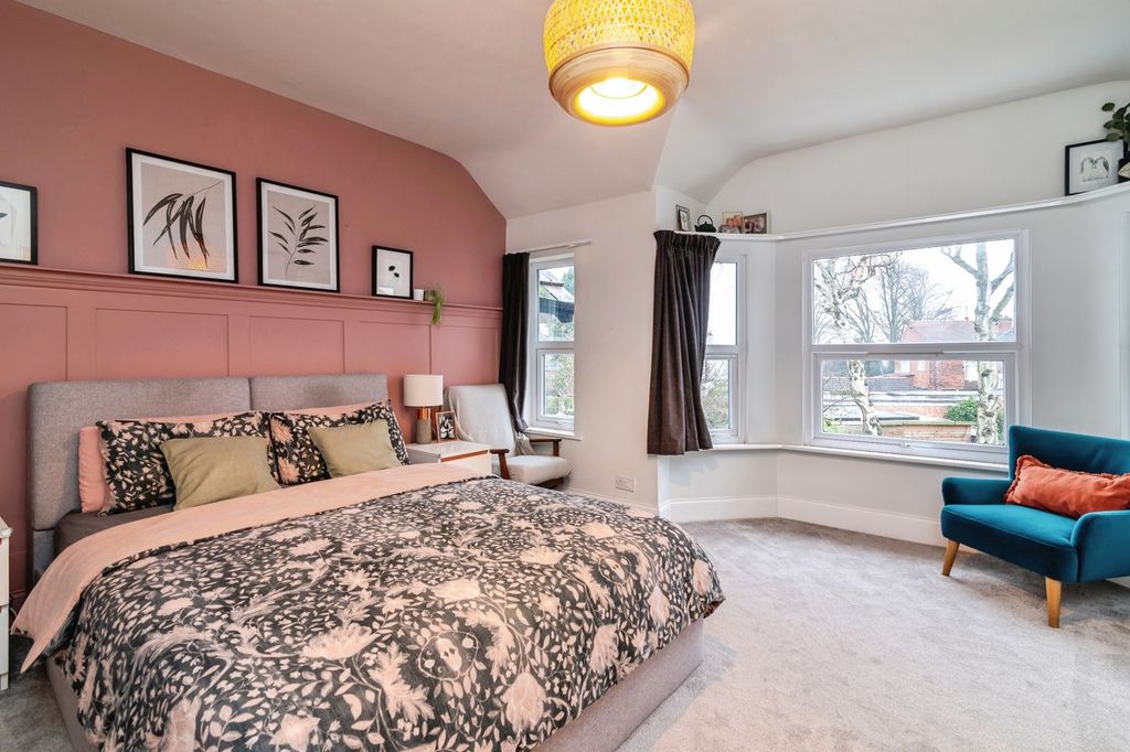 Property photo 3 of 17 Pbox-Img.Jpg