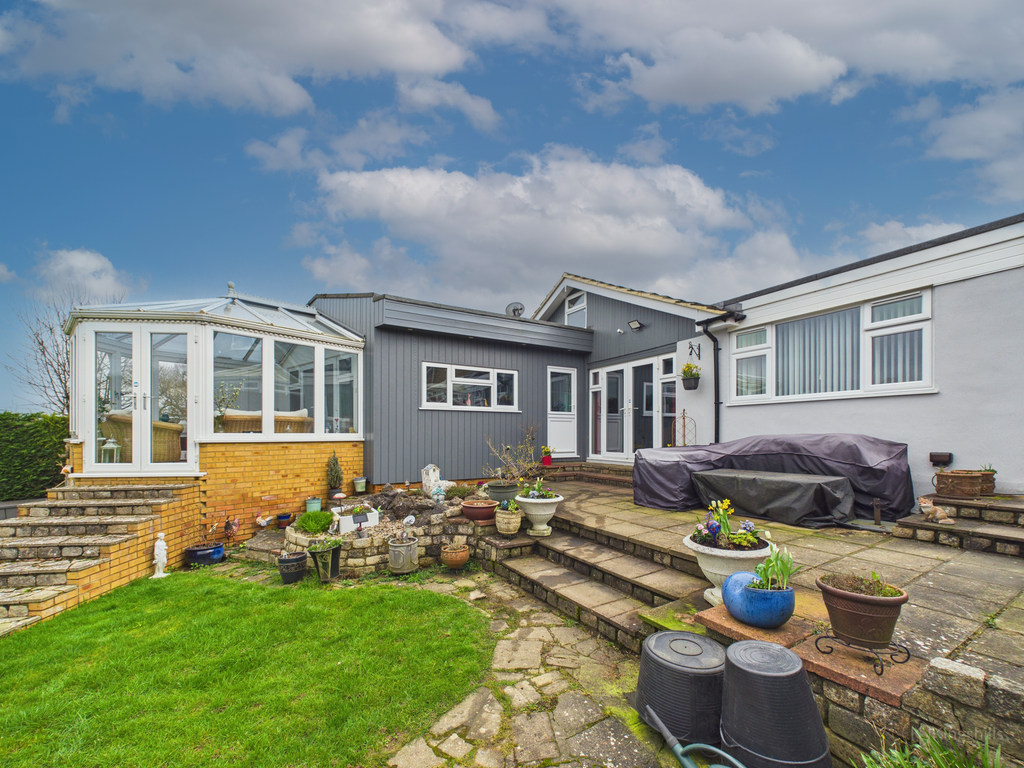 Property photo 2 of 17 Garden_Hogglane_4