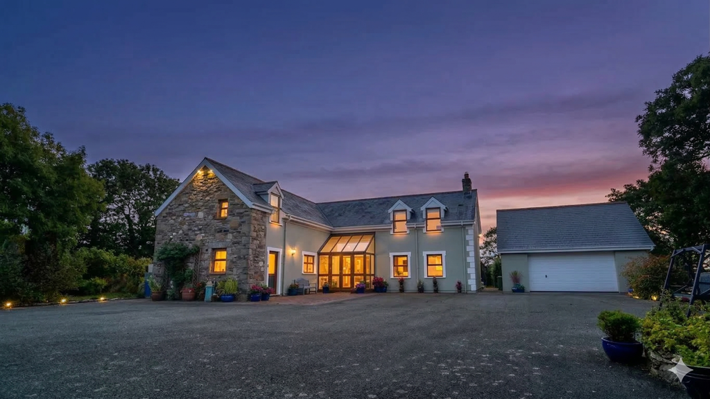 Property photo 1 of 32 Â€Œai Enhanced Dusk Image For Marketing Purposes.Â€