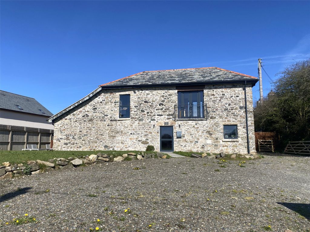 Property photo 1 of 17 1 - Picture No. 01