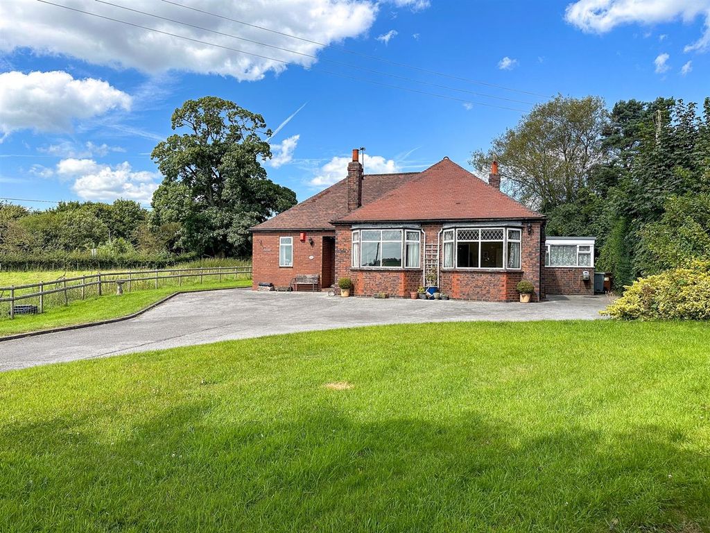 Property photo 1 of 37