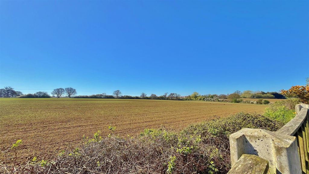 Property photo 2 of 18 Farmland Views To Rear