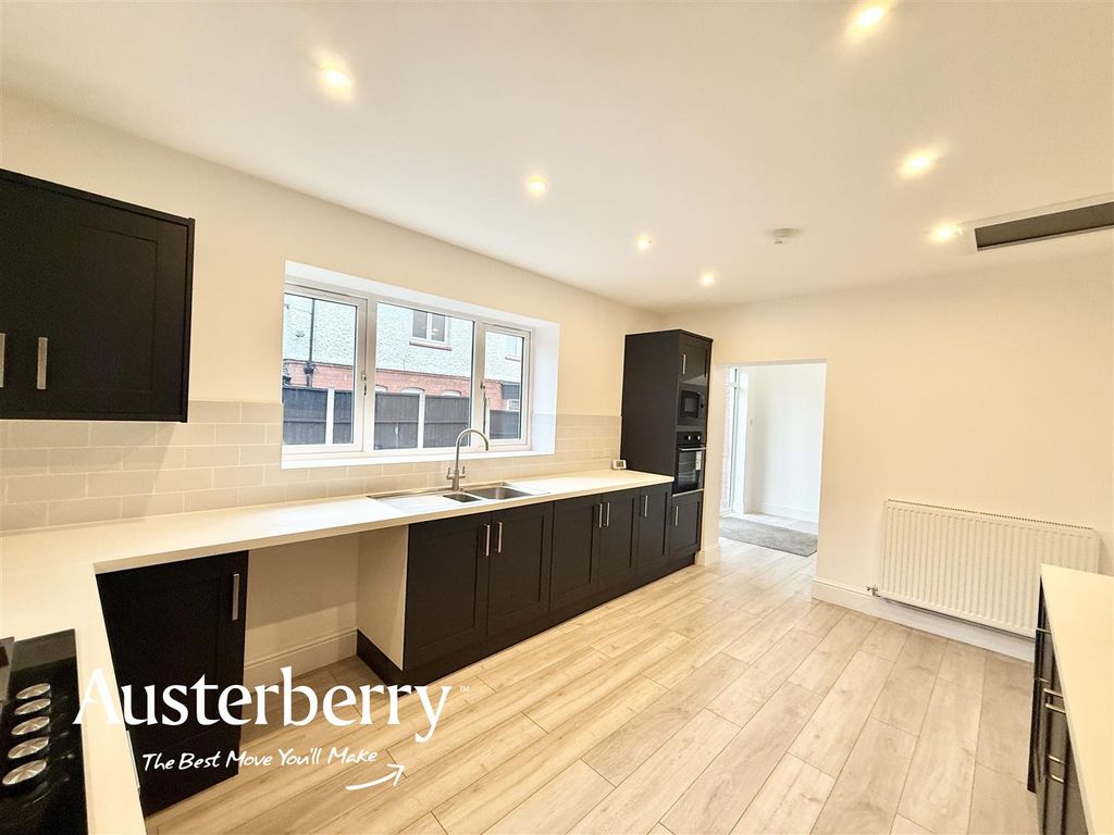 Property photo 3 of 18 Img_0939.Jpg