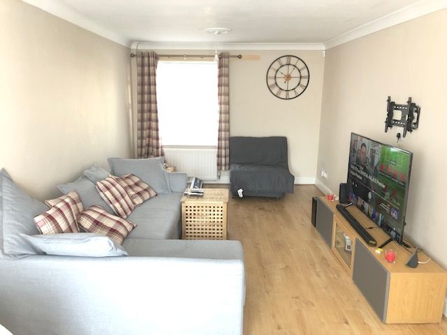 Property photo 2 of 7