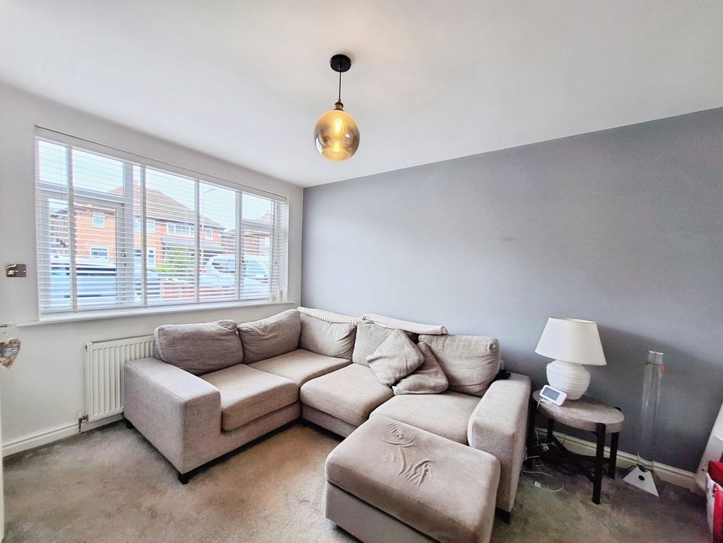 Property photo 3 of 14 Pbox-Img.Jpg