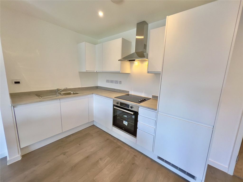 Property photo 2 of 11 Picture No. 03