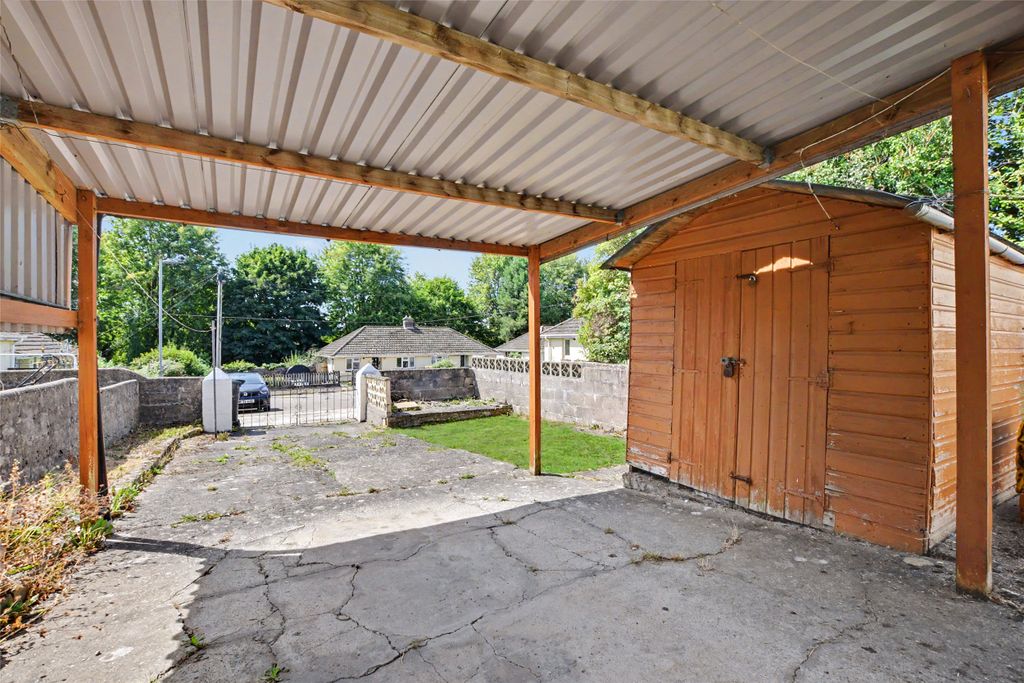 Property photo 2 of 12 Picture No. 02