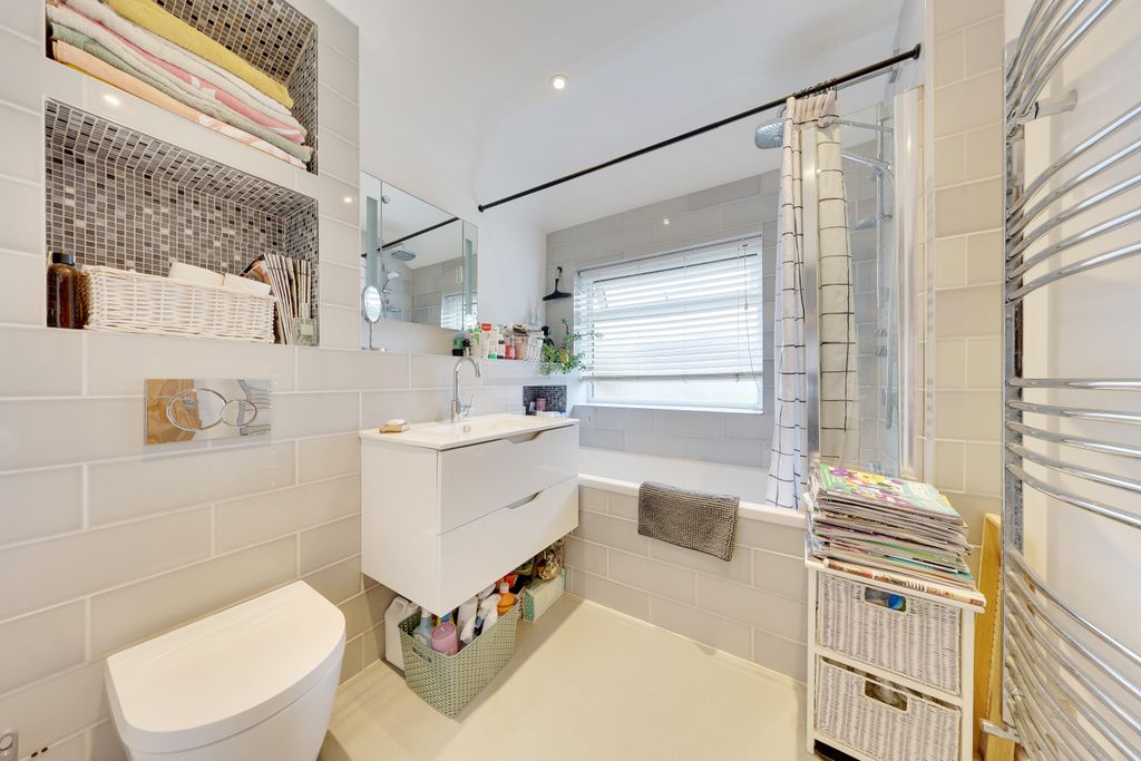 Additional image 9 of 3 bed semi-detached house for saleGoodmead Road, Orpington BR6
