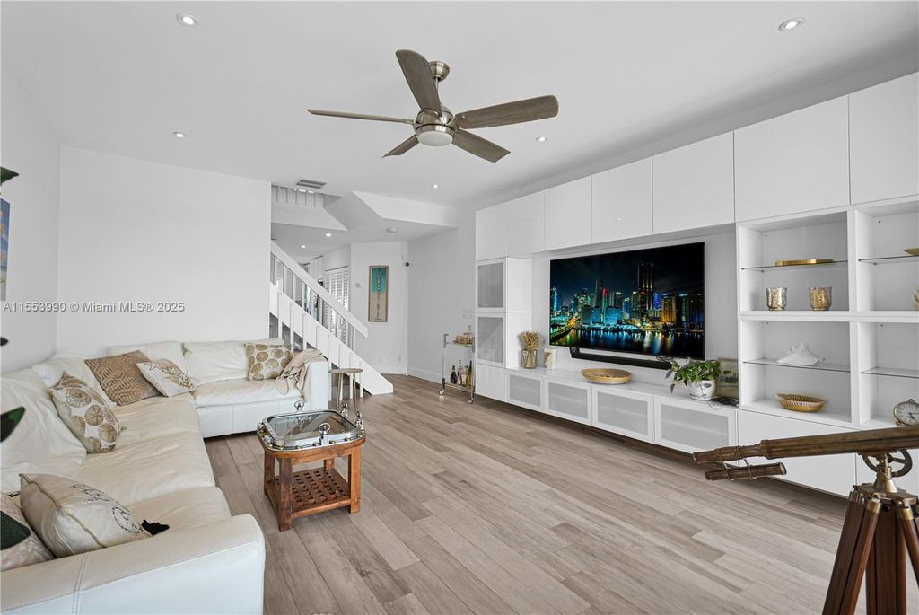 Property photo 3 of 28 <Alttext/>