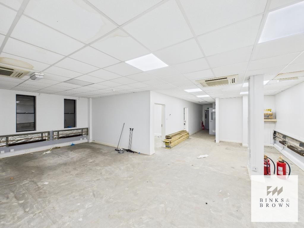 Additional image 6 of 14 bed flat for saleHigh Street, Billericay, Essex CM12