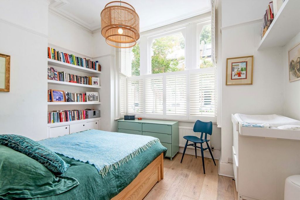 Property photo 3 of 7