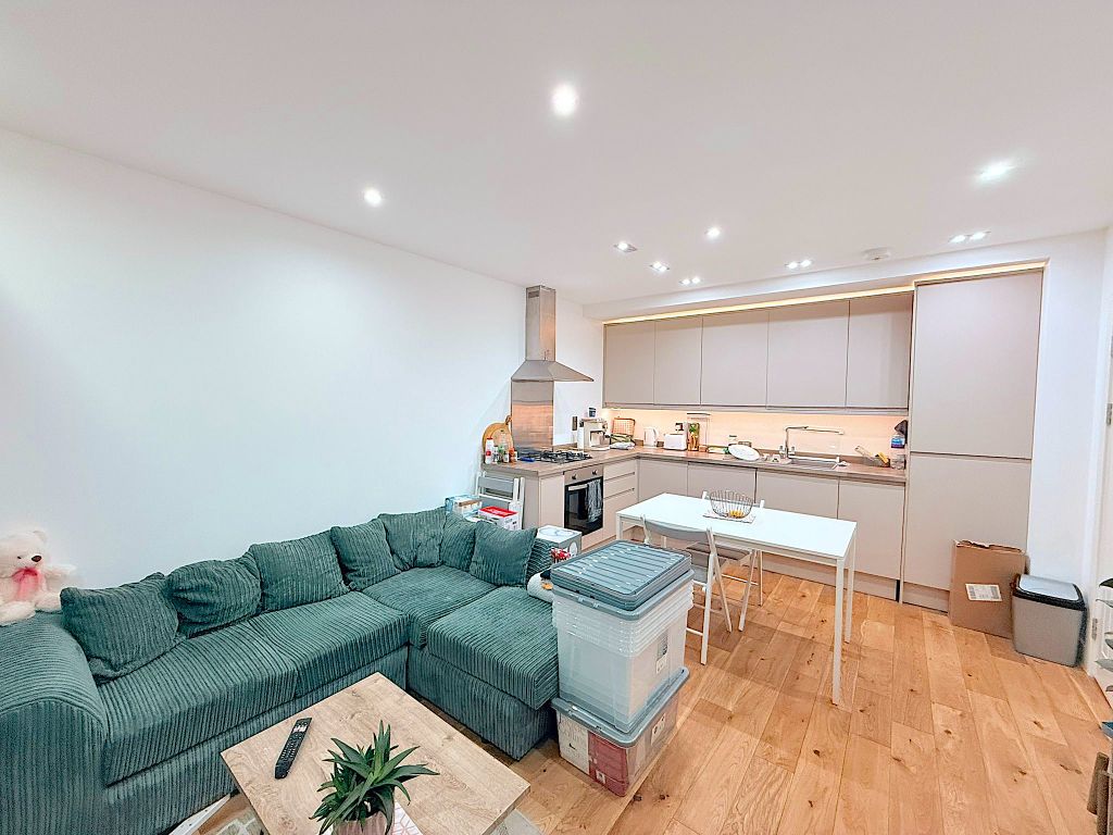 Property photo 2 of 7