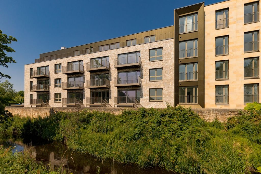 Property photo 2 of 14 Murrayfield Park