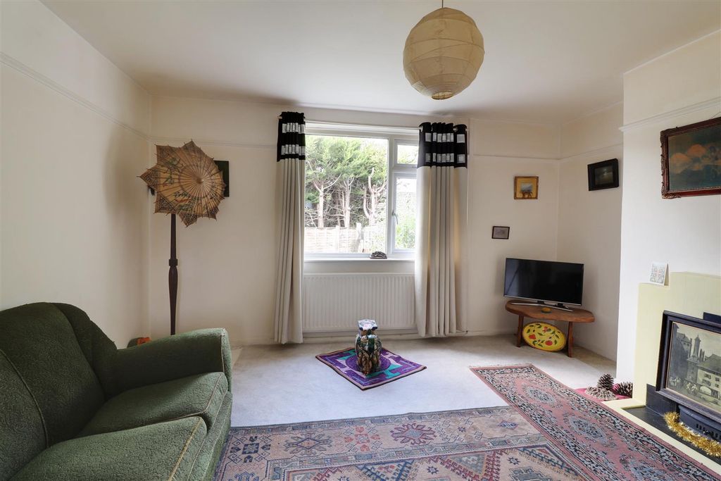 Property photo 3 of 16