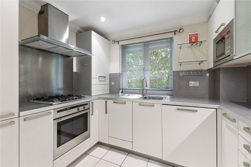 Property photo 2 of 10 Picture No. 04