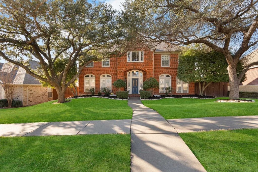 Property photo 1 of 31