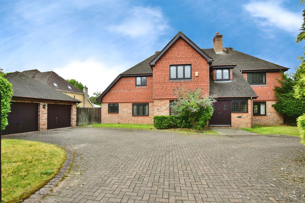 Property photo 1 of 32 Photo