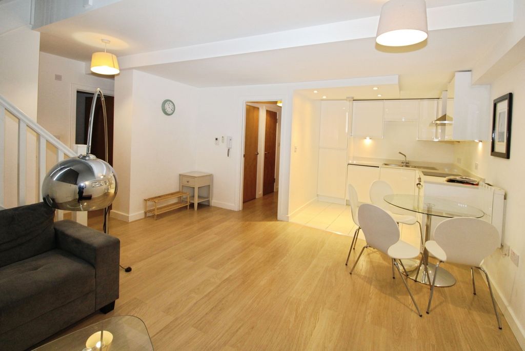 Property photo 3 of 10 Reception Room