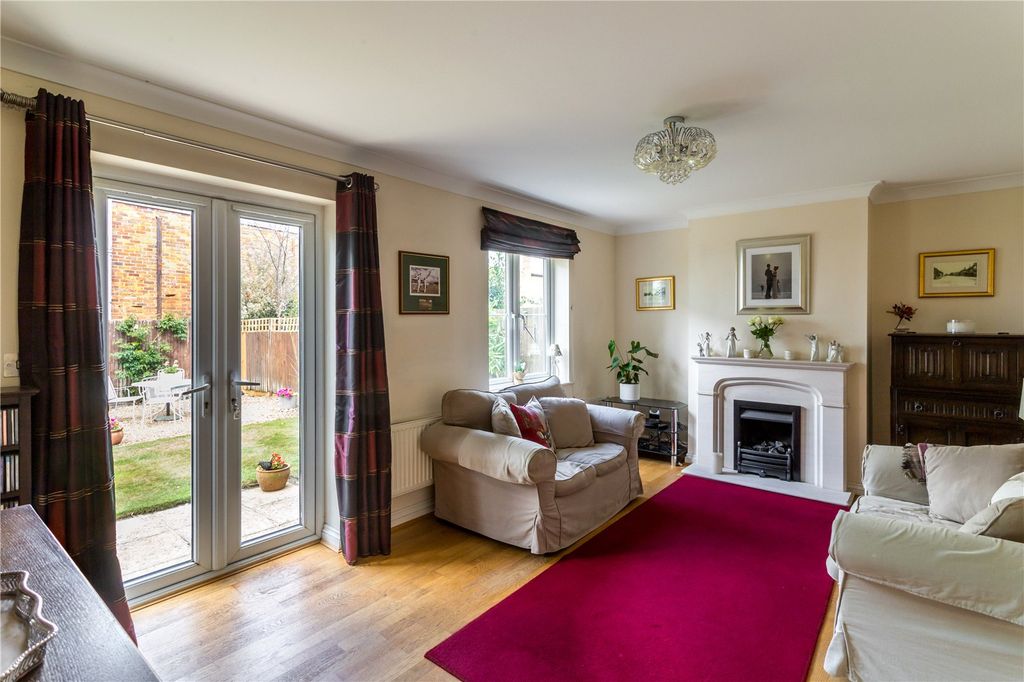 Property photo 3 of 21 Picture No. 03