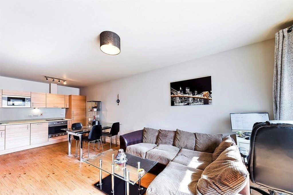 Property photo 2 of 13 Gallery